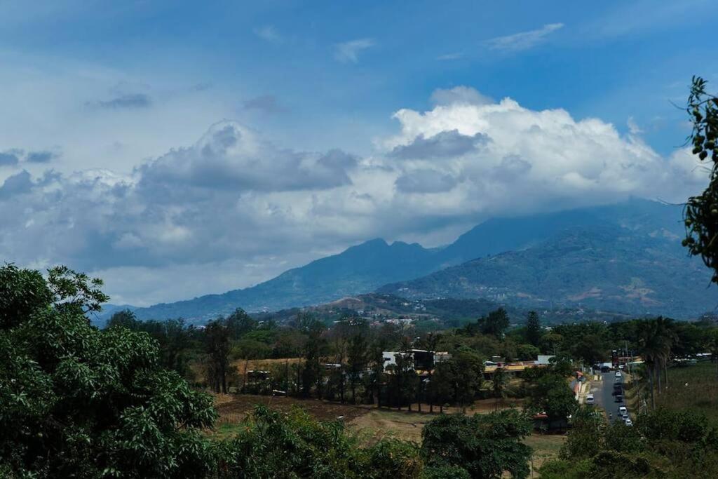 Nappo 2 Alajuela, Heredia,sjo,5min From Airport No Parking *